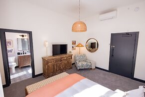 Speakeasy Suites