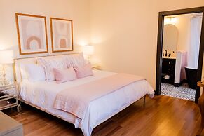 Speakeasy Suites