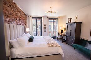 Speakeasy Suites