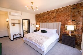 Speakeasy Suites