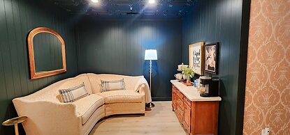Speakeasy Suites