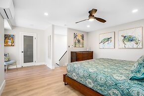 Upscale Luxurious Ocean Resort Vistas