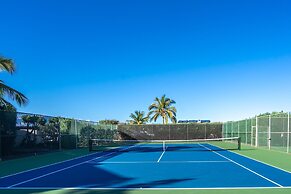 Upscale Luxurious Ocean Resort Vistas