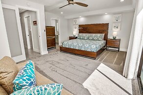 Upscale Luxurious Ocean Resort Vistas