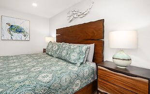 Upscale Luxurious Ocean Resort Vistas