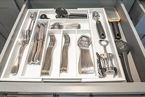 Upscale Luxurious Ocean Resort Vistas