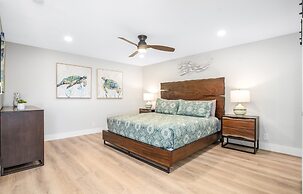 Upscale Luxurious Ocean Resort Vistas