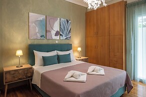 Blue Ark Exploring Athens