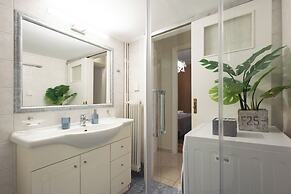 Blue Ark Exploring Athens