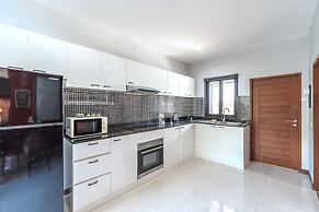 Iconic Art Decor 3BR Pool Villa Salika