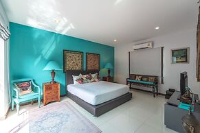 Iconic Art Decor 3BR Pool Villa Salika