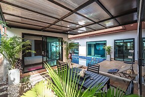 Iconic Art Decor 3BR Pool Villa Salika
