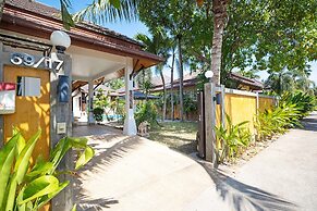 3BR Pool Villa Prima Near NaiHarn Beach
