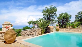 Villa Hara in Paxi With 2 Bedrooms and 2 Bathrooms