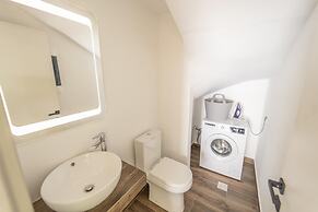 Villa Alora in Mparmpati