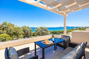 Villa Alora in Mparmpati