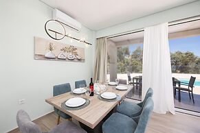 Villa Daisy in Mparmpati