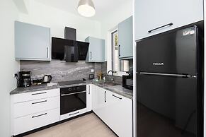 Villa Daisy in Mparmpati