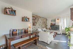 Giuliano s House - Amazing Lake View