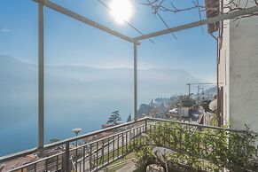 Giuliano s House - Amazing Lake View