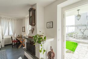 Giuliano s House - Amazing Lake View