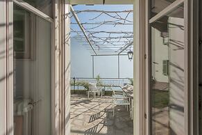 Giuliano s House - Amazing Lake View