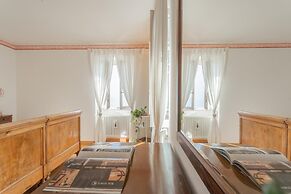 Giuliano s House - Amazing Lake View