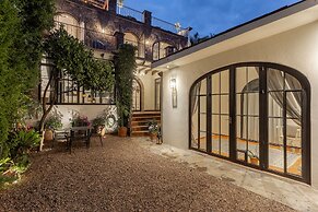 Panoramic Paradise 3BR Overlooking SMA