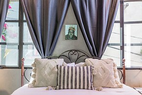 Panoramic Paradise 3BR Overlooking SMA