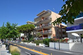 Beachfront Modern Flat With sea View