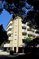 Luminous Flat 80m From the Beach - Beahost