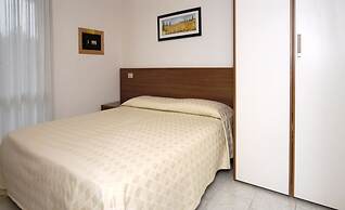 Coastal Comfort Flat Just 400m From the Beach