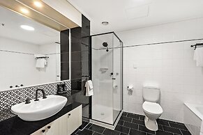 Melbourne City Suites