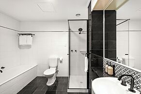 Melbourne City Suites