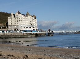 Uptown - Manhattan House