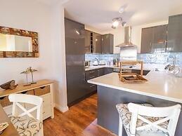 Uptown - Manhattan House