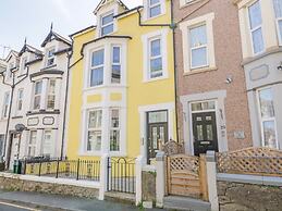 Uptown - Manhattan House