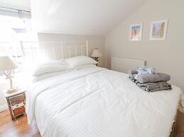 Uptown - Manhattan House