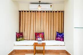 Natural Lake View Hotel