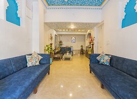 Natural Lake View Hotel