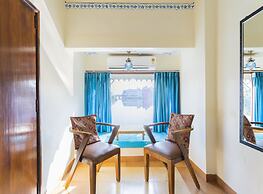 Natural Lake View Hotel