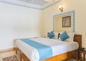 Natural Lake View Hotel