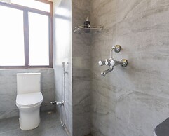 Natural Lake View Hotel