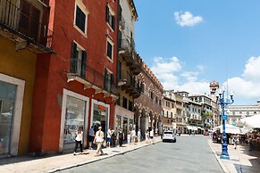 Corte Spagnola - piano primo