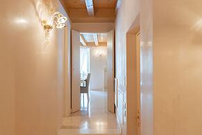 Corte Spagnola - piano primo