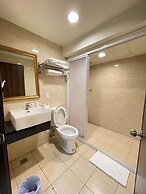 HuangXuan International Hotel