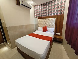 Hotel Dream Palace Residency