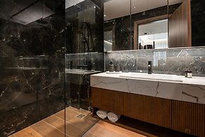 Omikron Luxury Residences