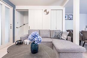 Camellia Tengachayakita