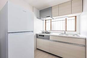 Camellia Tengachayakita